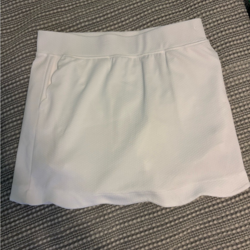 Pebble Beach White Mini Skirt
